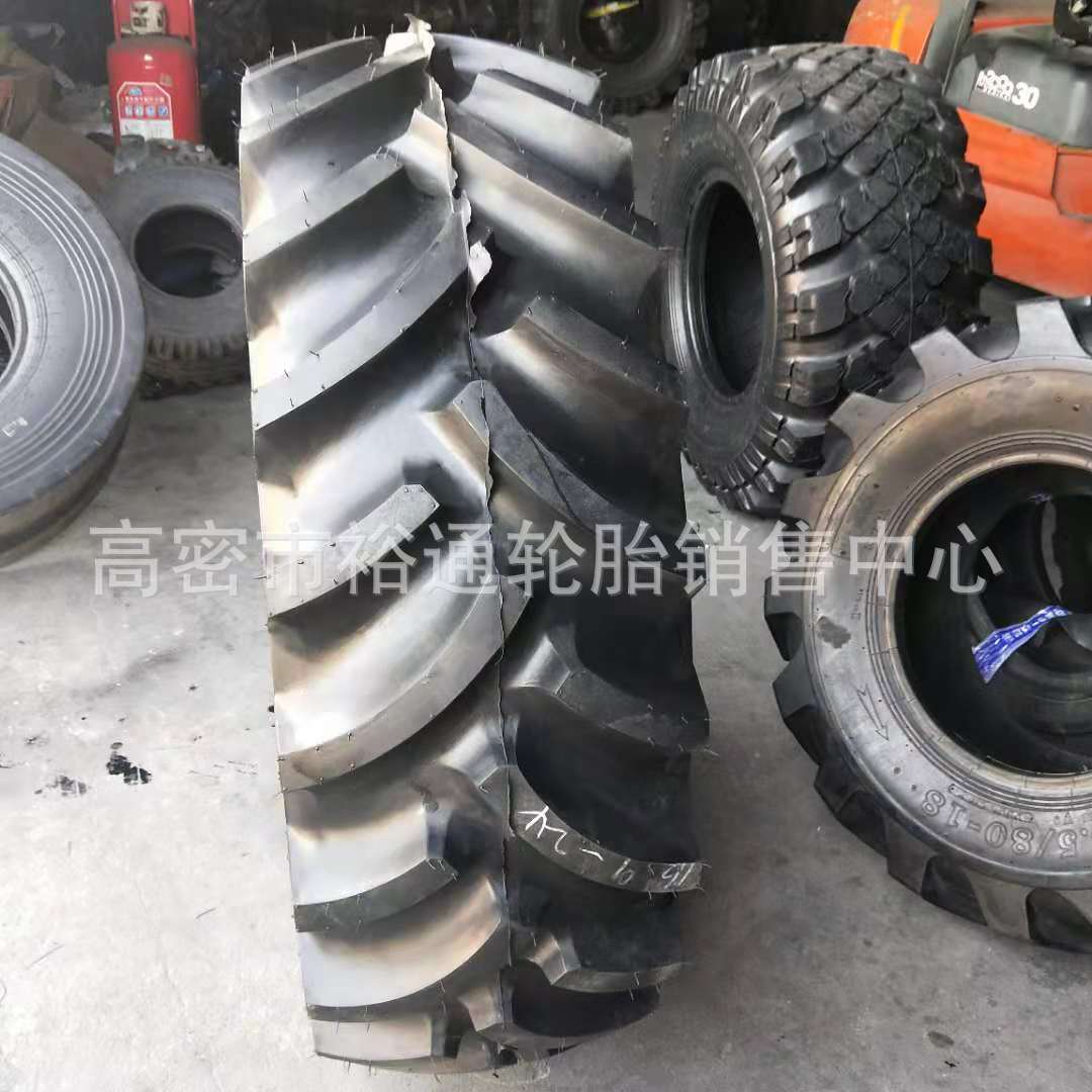 农用拖拉机轮胎11.2 12.4 14.9-24 人字胎13.6 16.9-28-30-38-34