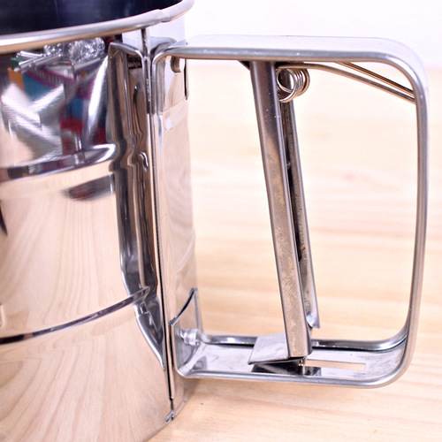 Baking tools semi-automatic single-layer flat bottom flour sifter hand-held flour sifter hand-pressed flour sifter promotion