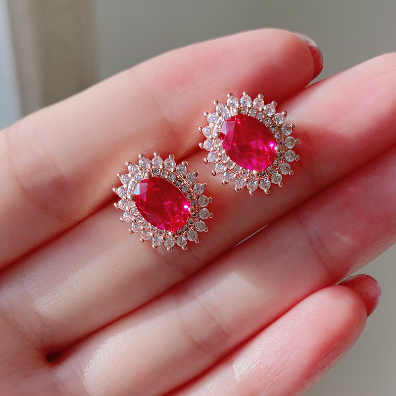 Zhuang Shengsheng Jewelry Simulación Corindón rojo 18K Oro rosa Paloma Huevo 8*10 Juego de anillo rojo