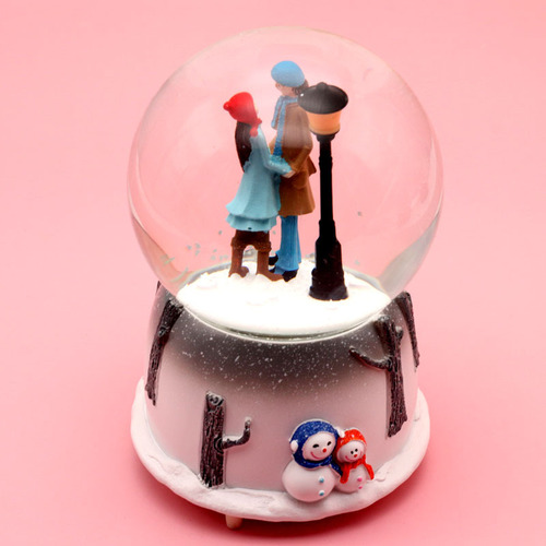 Couple falling snow crystal ball music box Sky City music box as a birthday and Christmas gift for girlfriend and girl