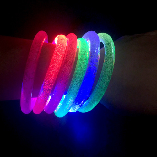 Festival activities, children's gifts, micro-business promotion, small gifts to attract students, wholesale of luminous toys
