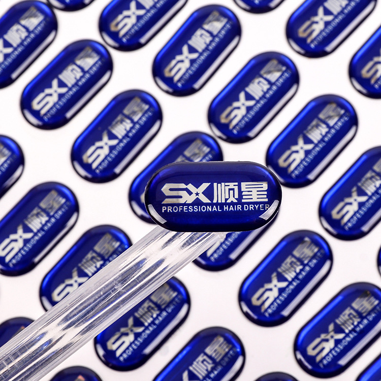 厂家定 制钥匙扣车标水晶滴胶贴纸不干胶车标滴塑logo