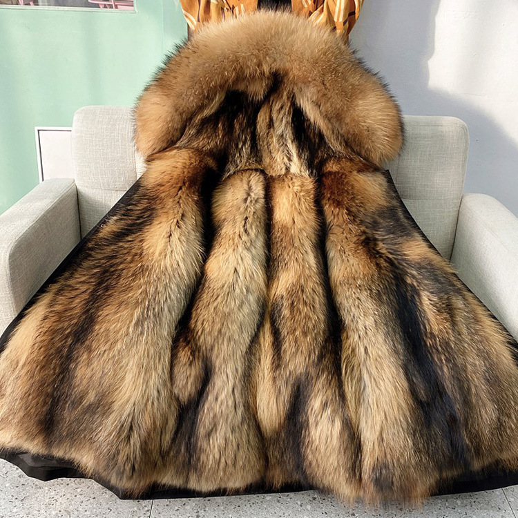 Черный корпус средней длины + воротник из желтого меха