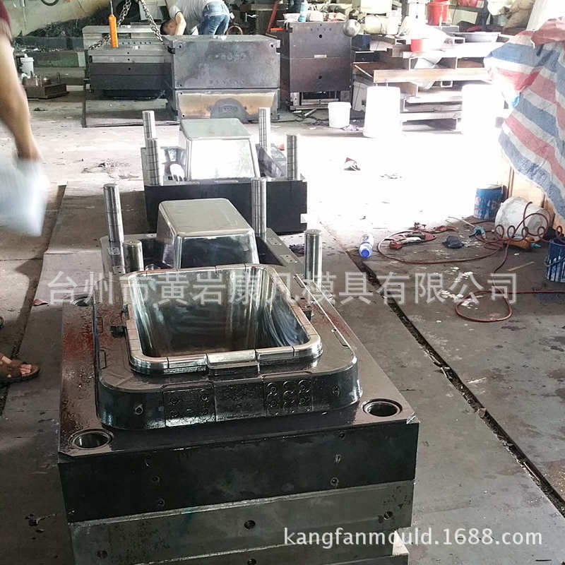 注射成型模，黄岩大型模具生产厂家，储存桶模具 塑料水箱模具