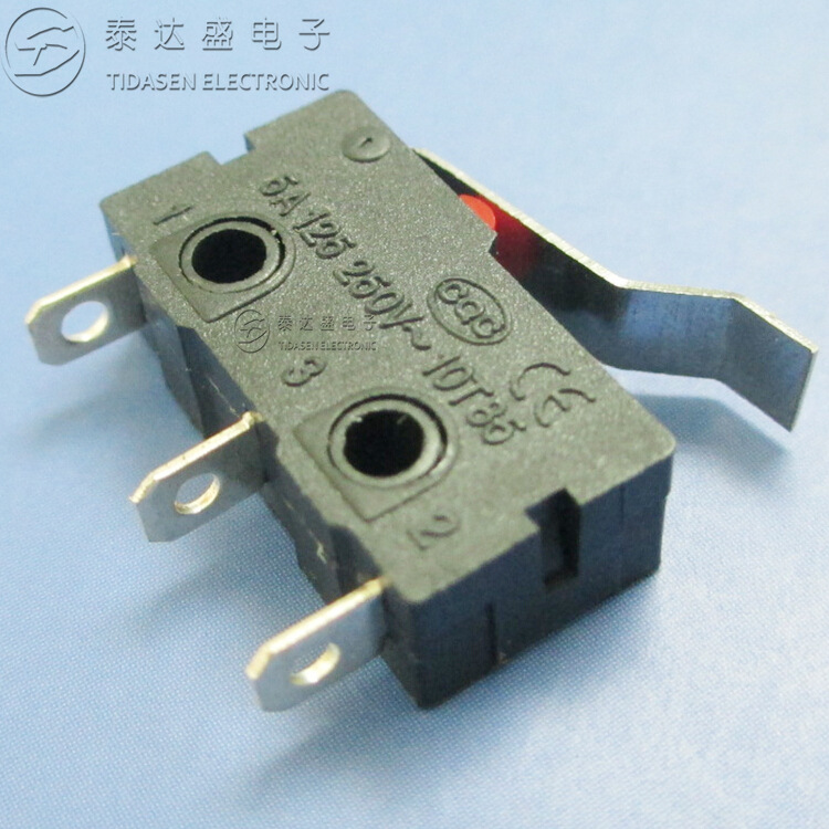 厂家供应打蛋器用5A大电流小微动开关三脚带柄红点微动开关ZW12-H