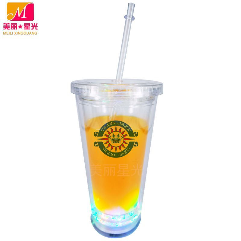 Taza de paja luminosa led al por mayor 450ml taza luminosa de doble capa taza de paja de bebida de té con leche de plástico de grado alimenticio