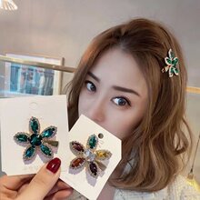 ˮ荰l�AŮ����A���黨�䄢���A��ɫ����l����߅�A�l����l�