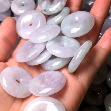 缅甸翡翠A货淡绿色平安扣吊坠精工打磨糯种油青翡翠A货平安扣挂件