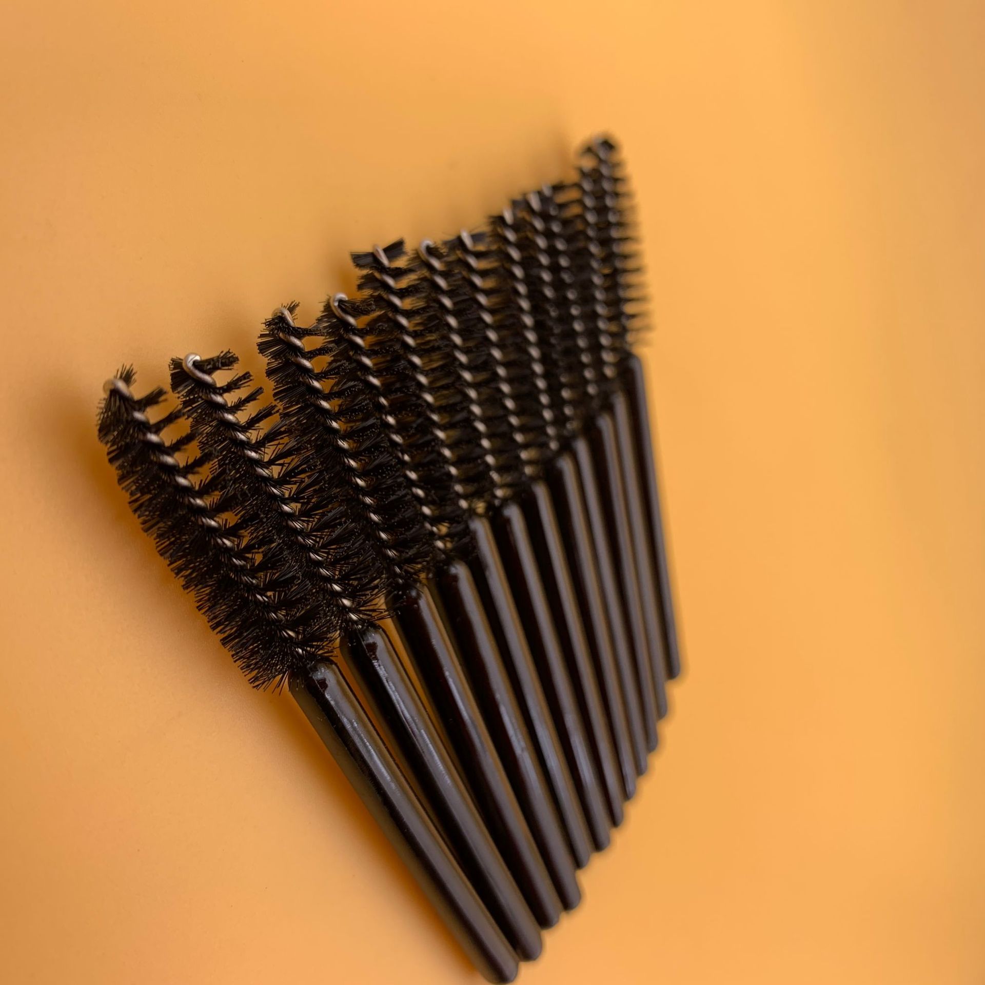 Wholesale makeup brush mini eyelash roll disposable mascara brush portable makeup brush beauty tools