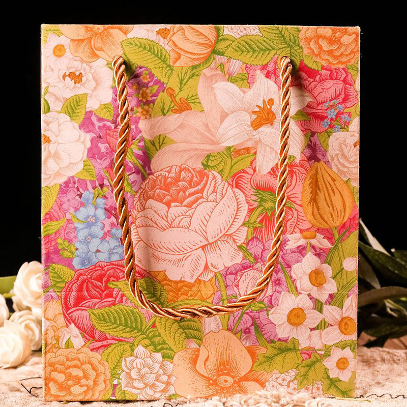 Square draw-out flower box with handbag design, gift set with flower tea