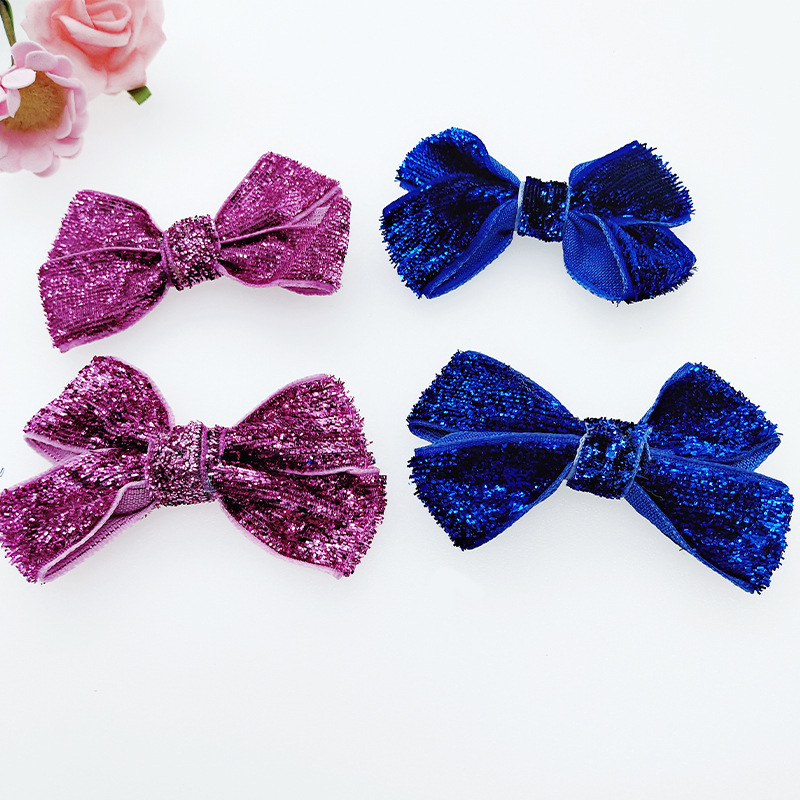 Hair band with bow