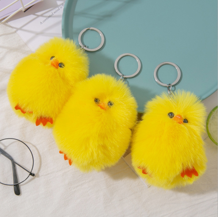 Directo de fábrica dibujos animados lindo pollo muñeca llavero estudiante bolso adornos