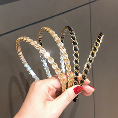 Stylish Metal Chain Hair Clip for Women, Korean Elegant and Refined, Water Diamond Hair Pin, Versatile Outfit Accessory, Suitable for Washing Face