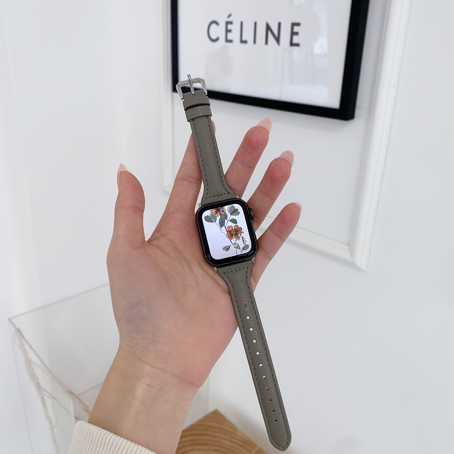 Correa de cuero de generación iwatch9876543 aplicable S10 cintura pequeña Apple Watch SE correa simple y delgada mujer