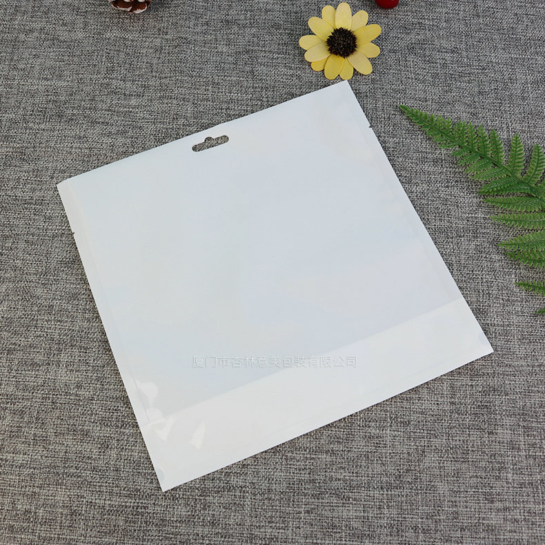 厂家供应空白易撕可定 制自立袋PET/乳白PE吊孔密封防潮包装袋子