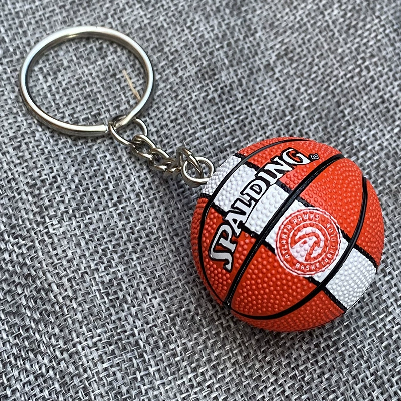 Ключница-баскетбол, мини-подвеска PVC 3,5 см, дизайны команды и игрока