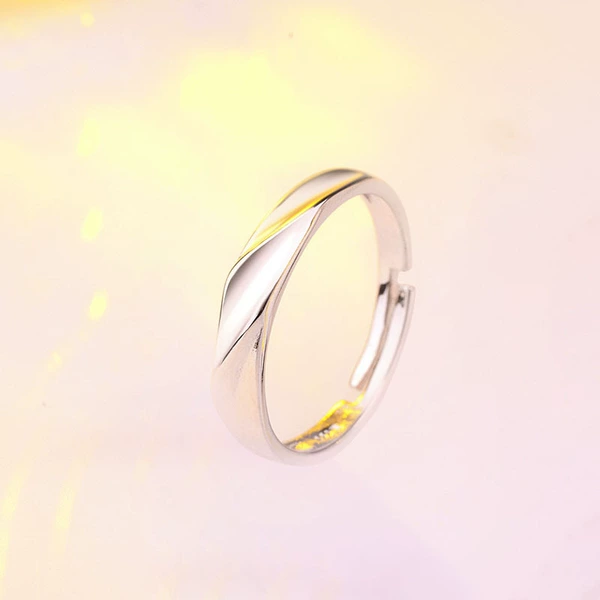 Live Male Ring