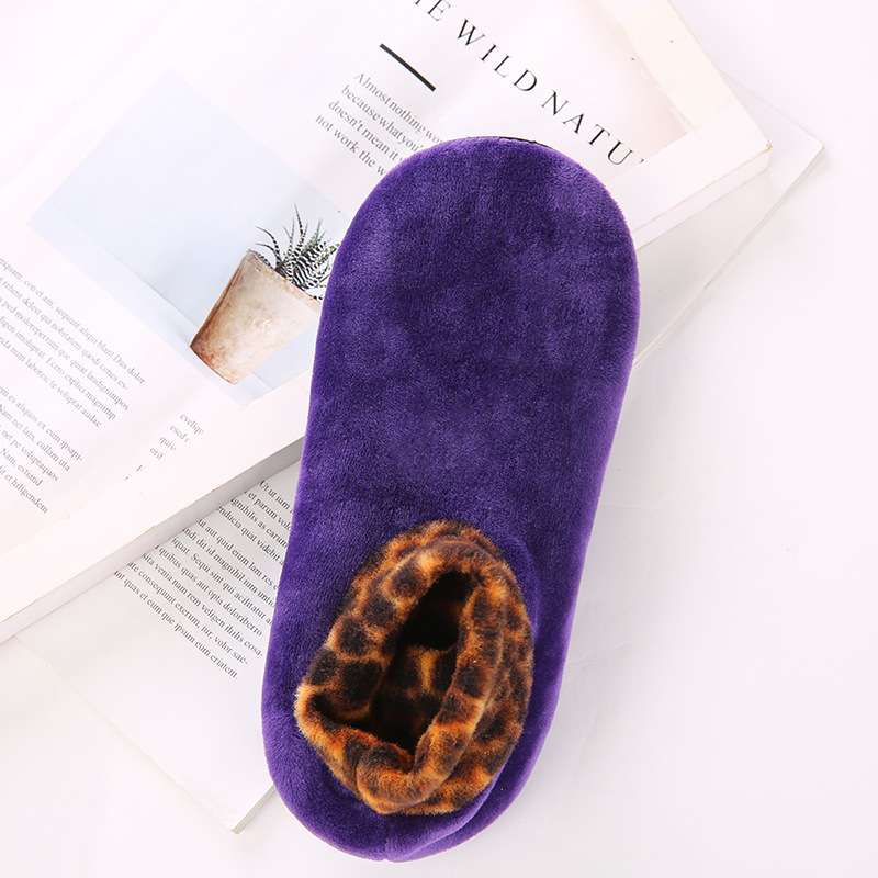 Calcetines de piso forrados de lana engrosados adultos Otoño e Invierno hombres y mujeres de dispensación suave antideslizante súper suave cálido Centro de Educación Temprana Calcetines