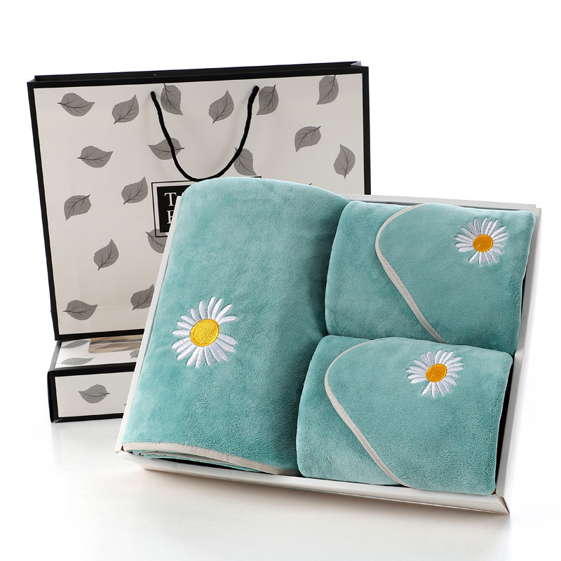 Ready Stock Wholesale Coral Velvet Bath Towel Set, Soft and Absorbent Towel Three-Piece Set, Company Welfare Gift Towel Set