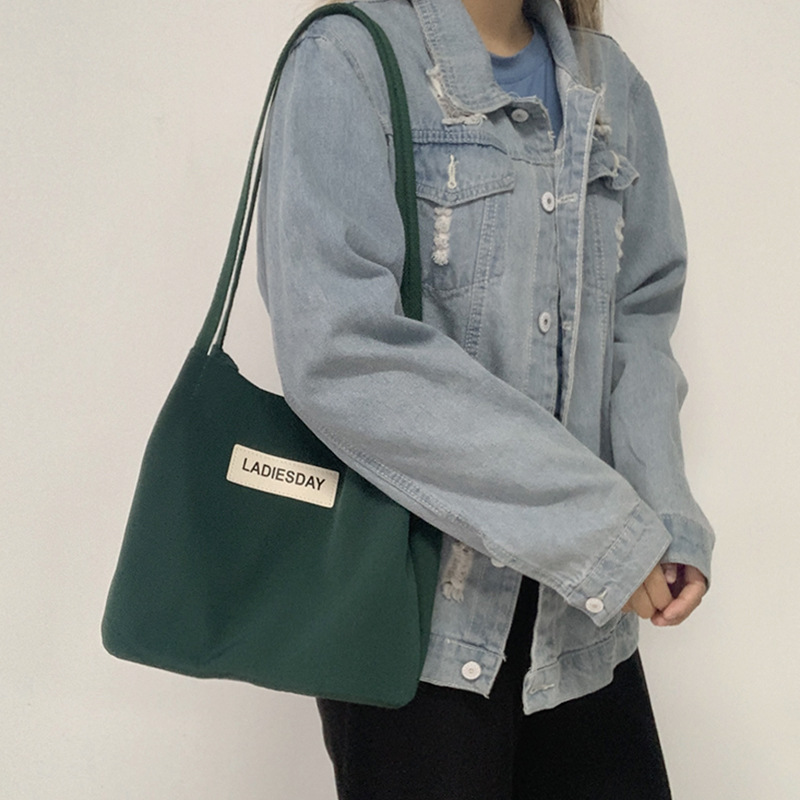 Nylon impermeable bolsa de lona de las mujeres de un solo hombro japonés Harajuku estudiante universitario ins Internet celebridad simple cien bolsa de tela de moda