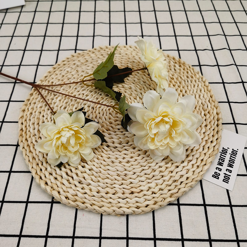 Nueva flor artificial 3-cabeza daliju boda carretera plomo Nordic Home Hotel falso flor Decoración Accesorios de tiro DIY