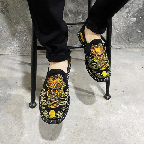 Old Beijing Colorful Ghost Cloth Shoes, Xishan Embroidered Face Paint, DouDou Shoes for Men, Social Spirit Youth Canvas Shoes with Cowhide Sole