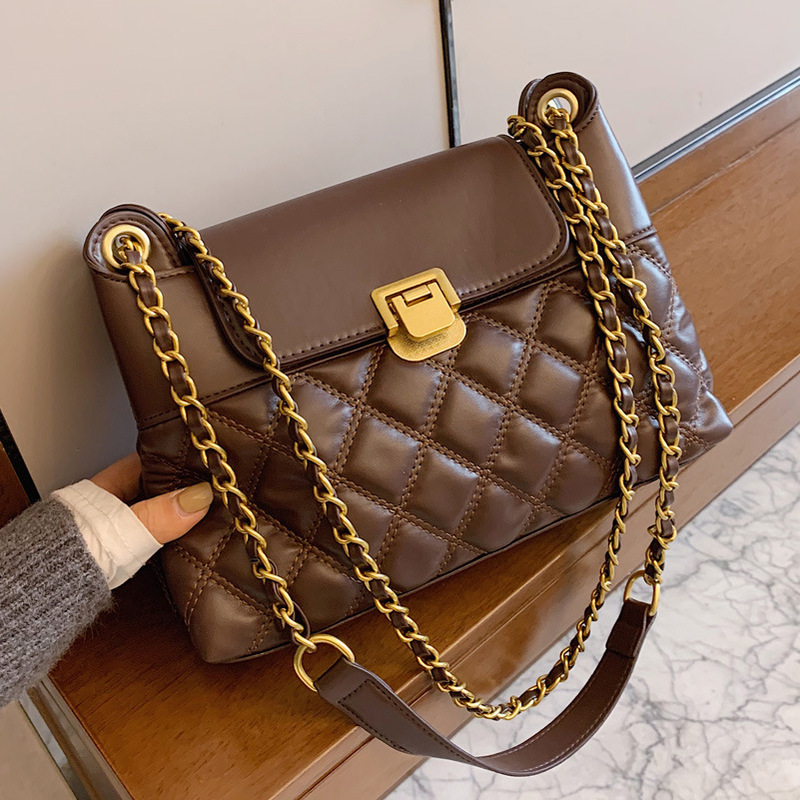 Diamond Chain Small Bag Women's Bag 2025 Spring New Trendy Fashion Versatile Crossbody Bag Women's Small Fragrance Shoulder Bag Diamond Chain Small Bag Women's Bag 2025 Spring New Trendy Fashion Versatile Crossbody Bag Women's Small Fragrance Shoulder Bag