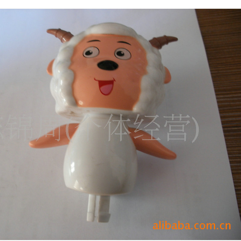 批量生产 喜羊羊公仔玩具喷涂加工 上色表面喷涂加工