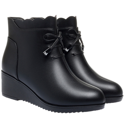 Mum's Shoes for Middle-Aged Adults, Non-Slip Soft Sole Short Boots with Double Cotton and Fleece Leather Shoes, Flat-soled Winter Heeled Cotton Leather Shoes for Middle-Aged Women