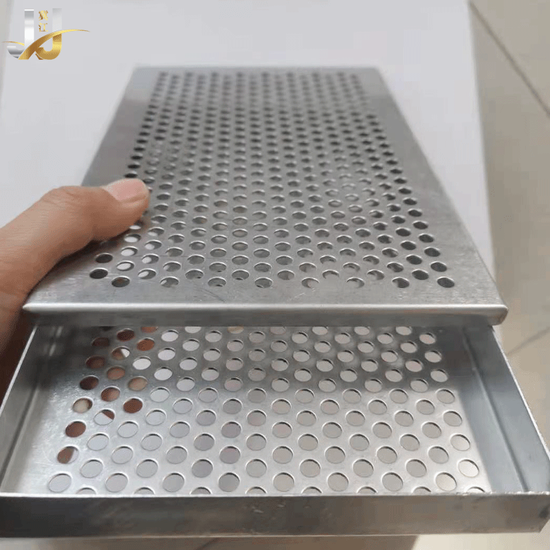 304冲孔托盘不锈钢冲孔网盘烘干托盘不锈钢烤盘过滤筛盘厂家批发