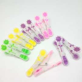 厂家直销各类双色塑料夹 TPR软柄夹子 双色螺纹防滑晾衣夹