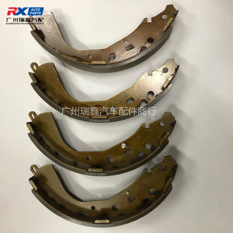 Adecuado para toyota pickup REVO piel del tambor de freno trasero nuevos hailaks piel del tambor trasero 04495-0K160