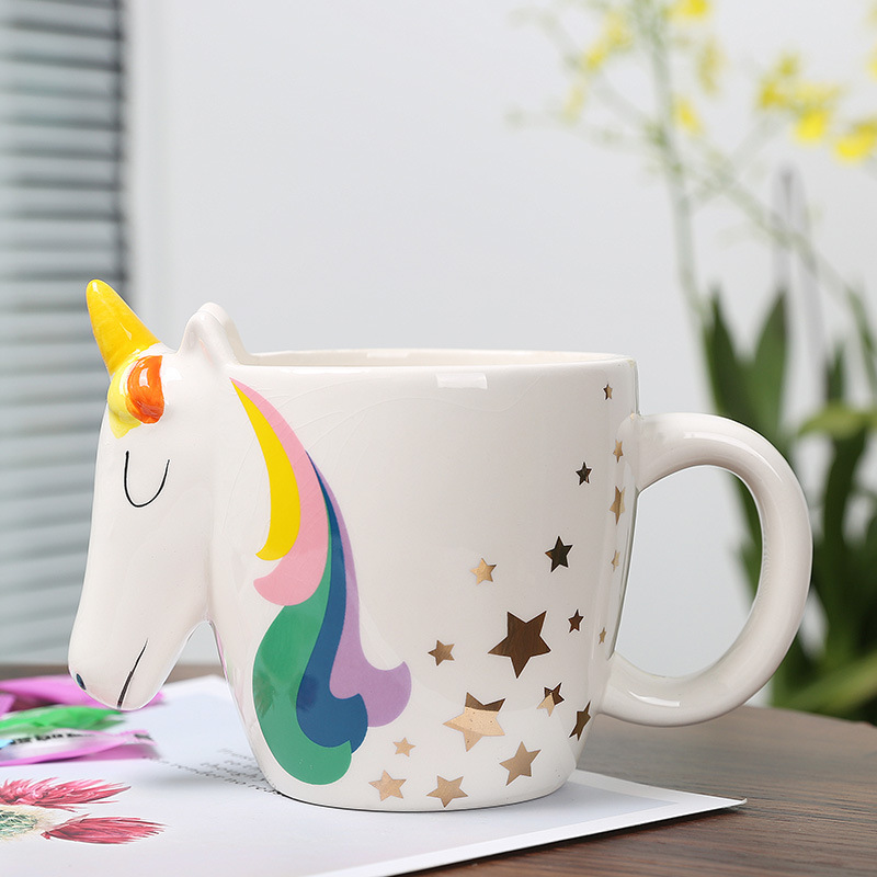 Navidad pintada a mano taza de cerámica de unicornio taza de desayuno de leche arco iris taza de oficina de caricatura comercio exterior