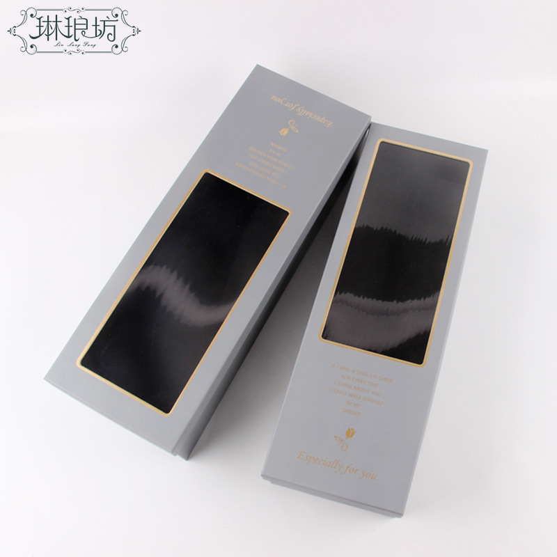 Miel de oro cubierta de la ventana abierta dos caja rectangular caja de regalo de flores rectangular de dos piezas tienda de flores suministros perspectiva