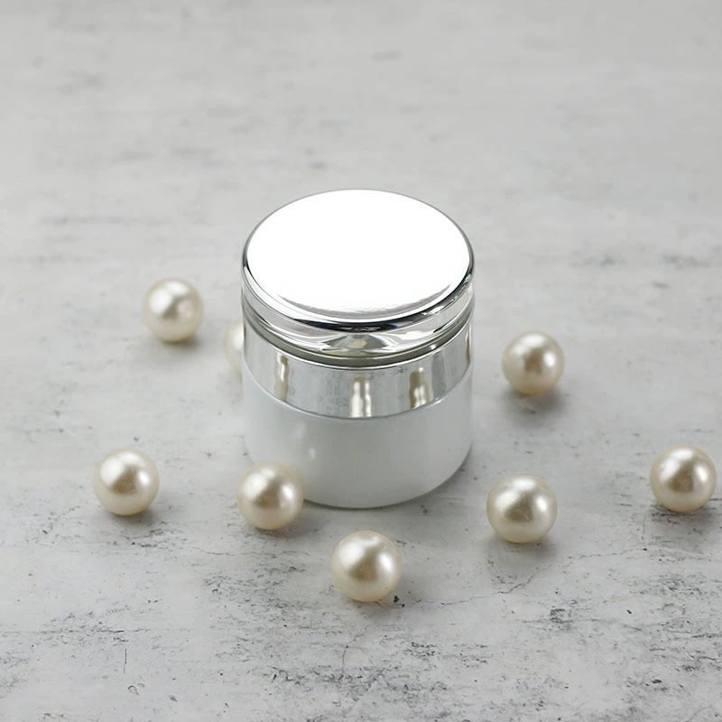 [Готовый запас] Черно-белая повязка с высокой концентрацией, увлажняющая эссенция, укрепляющий дневной и ночной крем, оставайтесь поздно, восстановление первой помощи