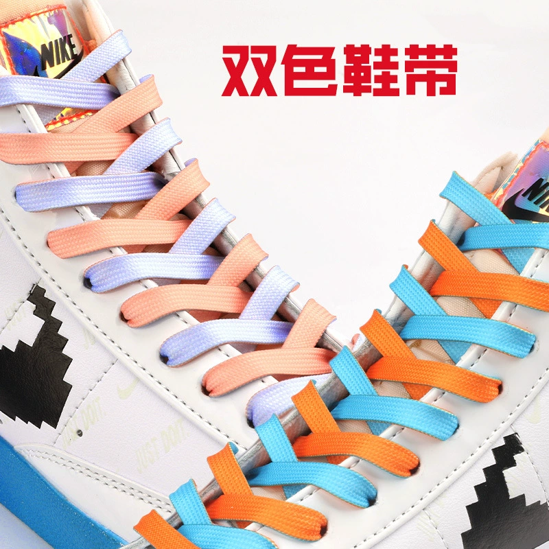 Двухцветные шнурки для обуви с разными цветами на каждом конце, цветовая гамма в стиле кэнди, контрастные цвета, стильные и модные спортивные шнурки, двухслойные плоские шнурки с принтом.