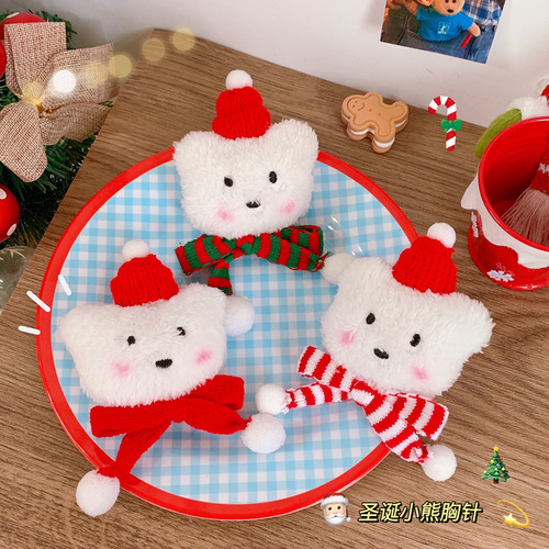 Cute Cartoon New Year's Day Plush Bear Brooch New Year's Gift Couple Pin Blush Bear Brooch Ornaments