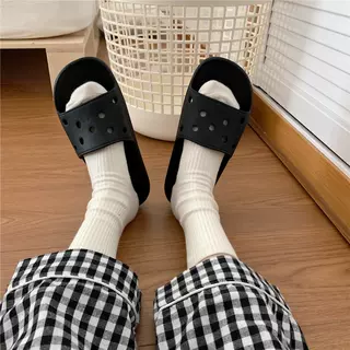 夏季时尚简约镂空凉鞋室内外穿居家用学生凉拖鞋女百搭休闲风