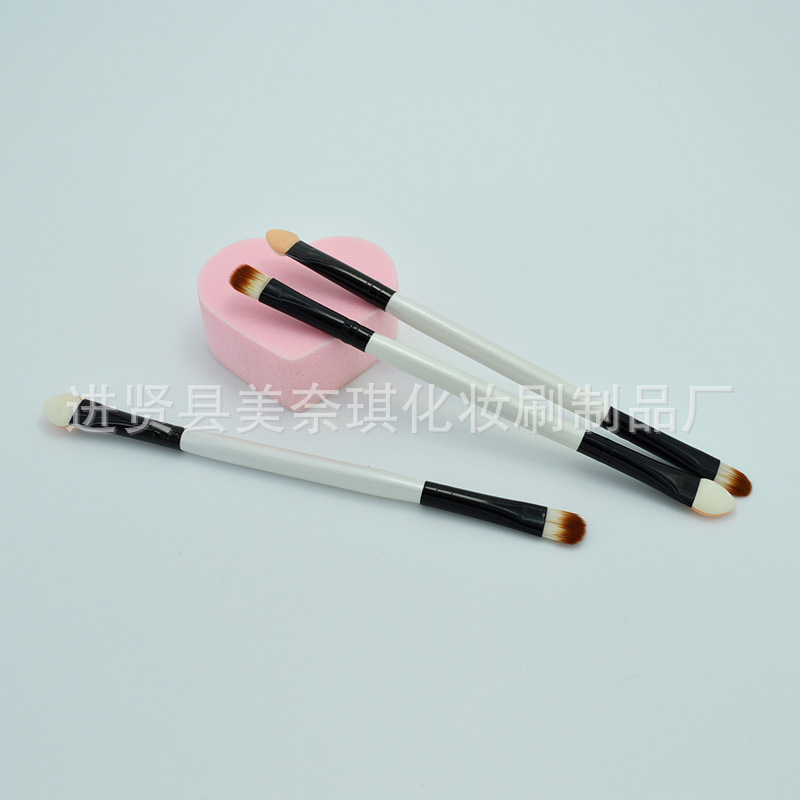 Mai Naiqi wooden handle double-headed brush OPP bag double-headed makeup brush a variety of optional manufacturers for sale