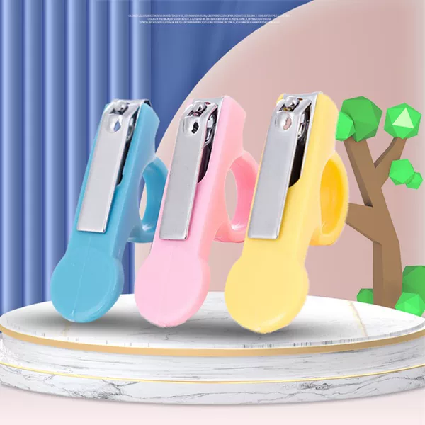 Doraemon newborn ring nail clippers baby semicircle nail clippers anti-meat three colors optional 6008