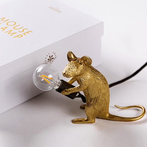 Nordic creative mouse personalized animal desk lamp gift lamp designer cafe villa decoration small desk lamp