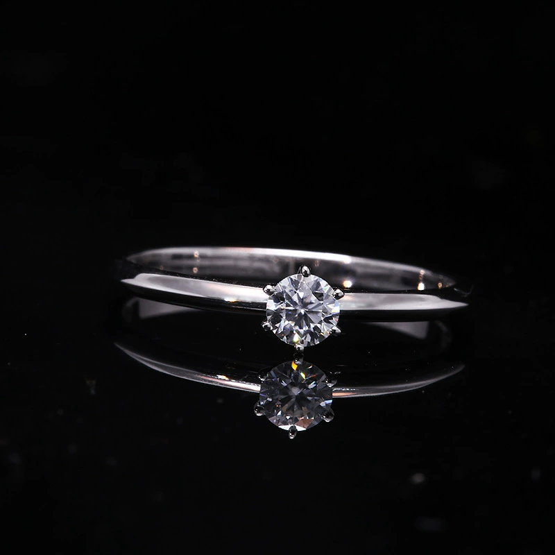 Органическое изысканное небольшое классическое diamondring, 750 проба золота