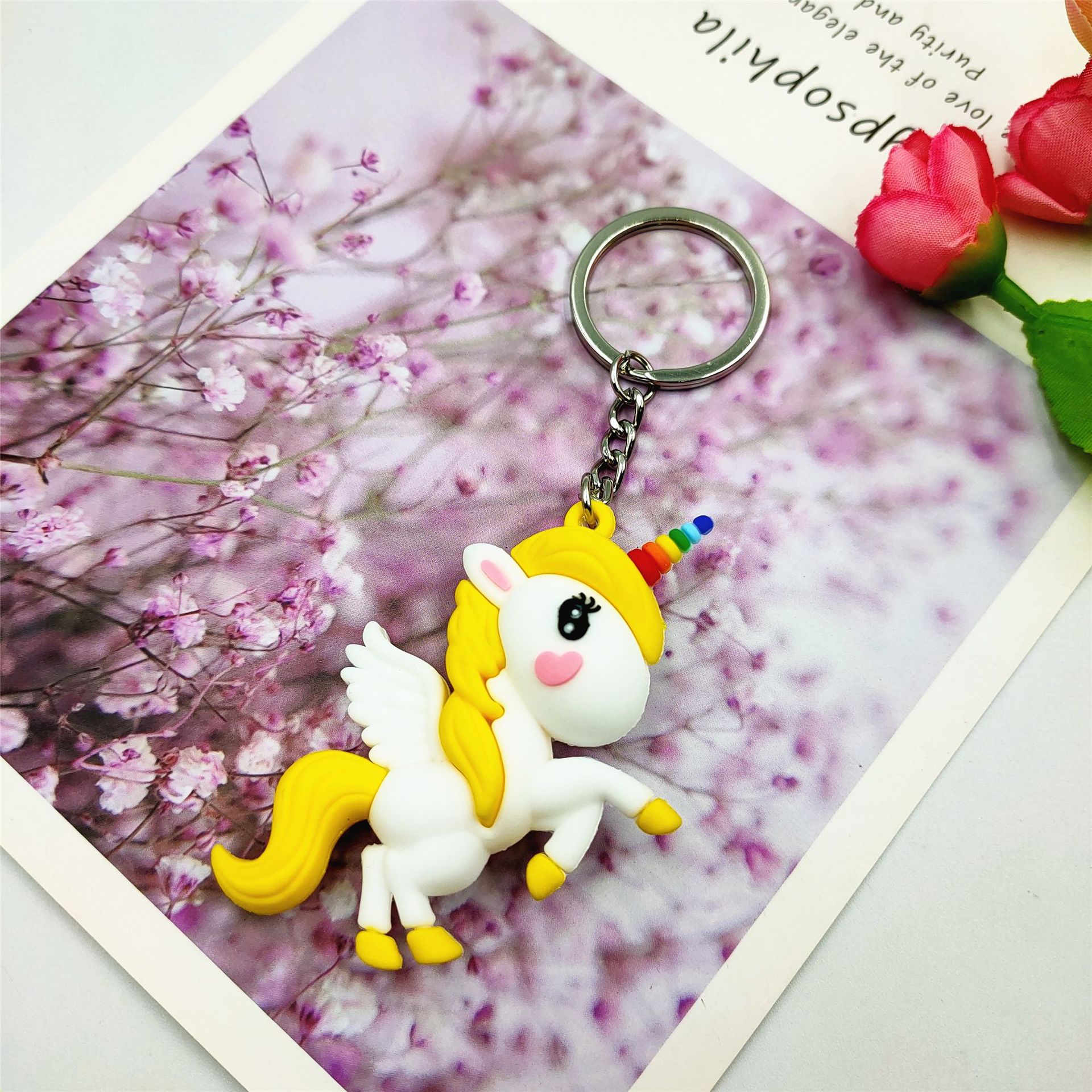 Amazon popular lindo Pegasus unicornio llavero colgante bolso adornos catch muñeca máquina pequeño regalo