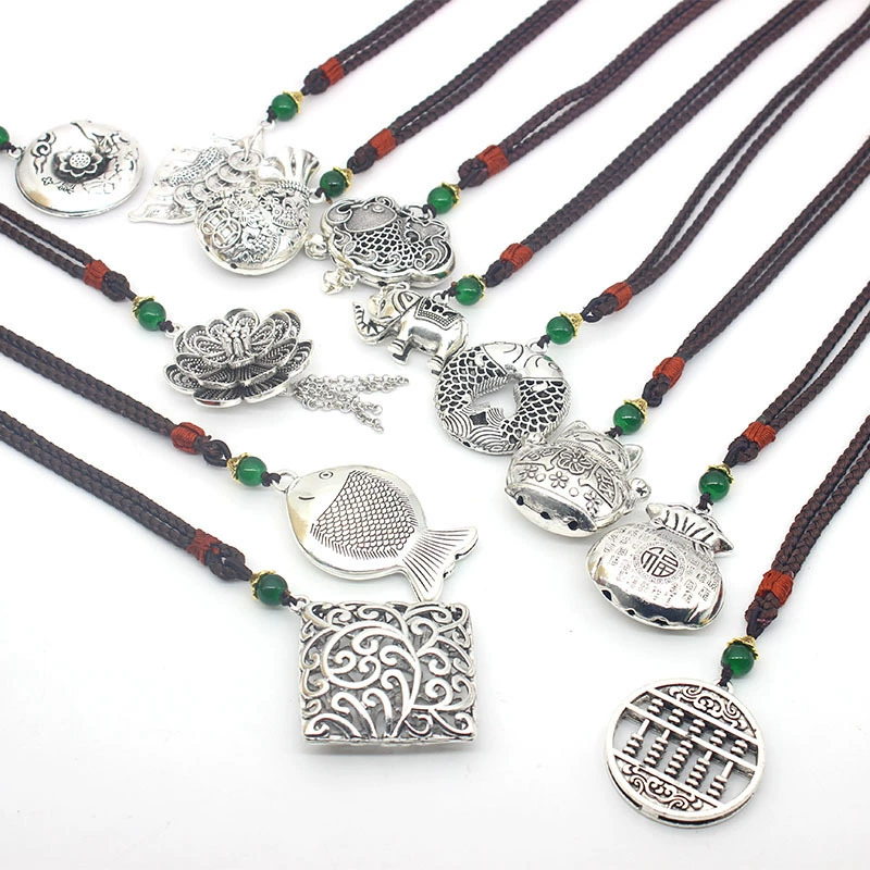 Retro long sweater, one bead bracelet, necklace, 2021 years