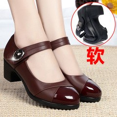 Mum's Shoes Soft Sole Comfort Women Spring and Autumn Single Shoes 2020 New Middle-Aged Breathable One-Buckle Red Leather Shoes