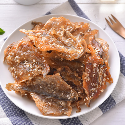 Spicy Yellow Croaker 500g, Beihai Specialty Small Fish, Internet-Famous Spicy Fish Dried Fillets, Ready-to-Eat Snack for Drinking Wine, Small Yellow Croaker