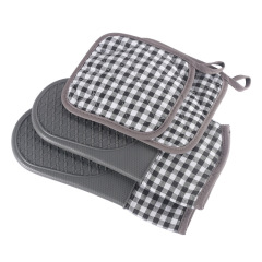 Amazon Best Sellers Heat Insulating Silicone Glove Pads Set Oven Microwave Baking Kitchen Home Use Anti-Scald Gloves