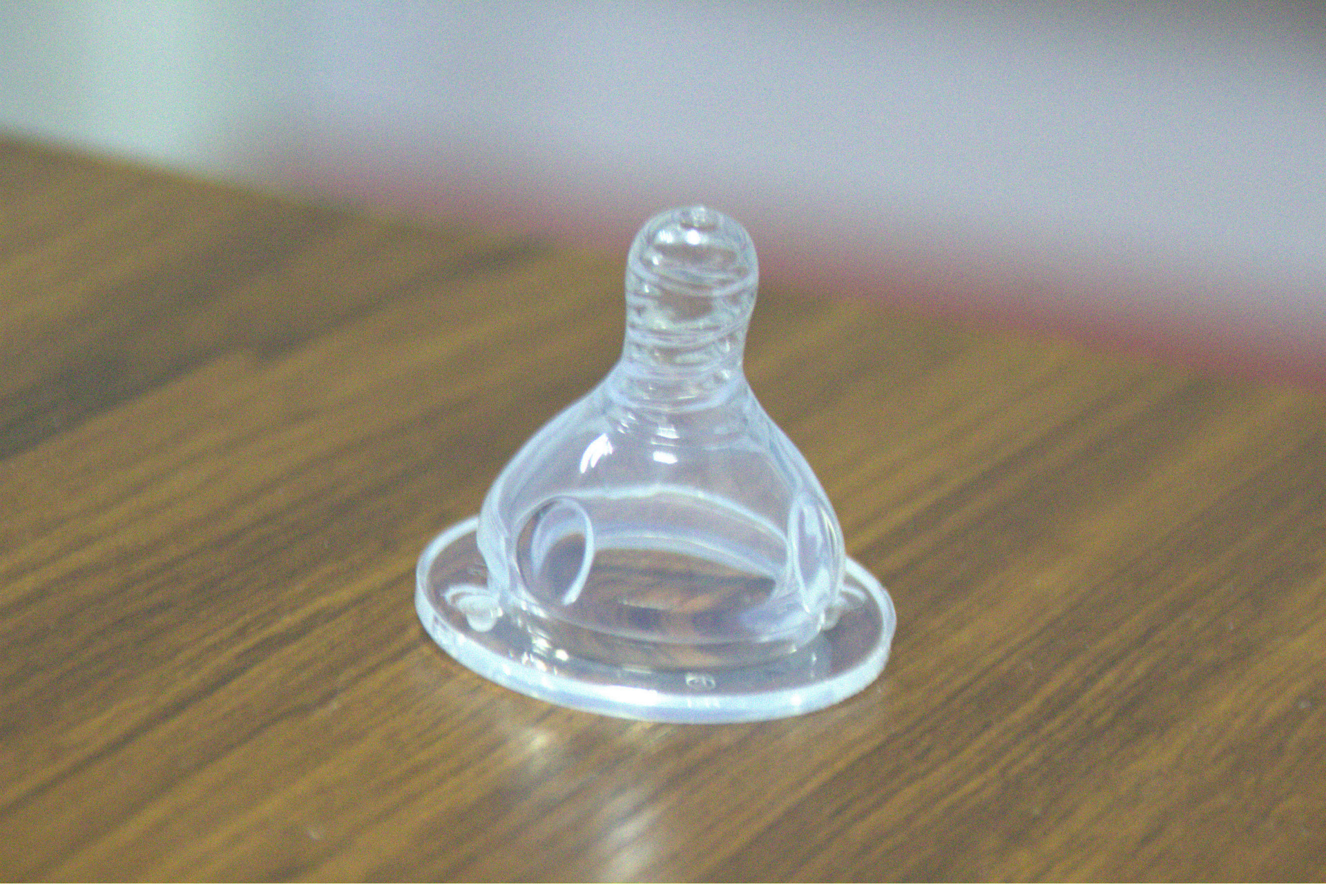 Venta directa de fábrica de pezón de silicona de sentido real Leche materna espiral de boca ancha bebé