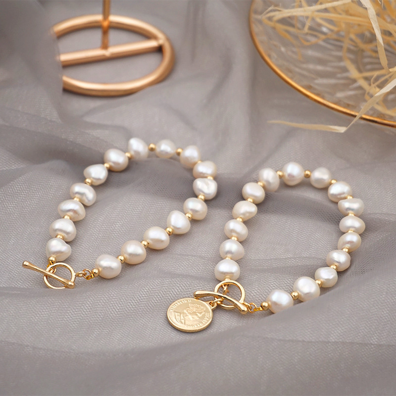 Hot Korean Baroque Freshwater Pearl Bracelet Women's 14K True Gold Niche Design Cold Style Bracelet Hot Korean Baroque Freshwater Pearl Bracelet Women's 14K True Gold Niche Design Cold Style Bracelet