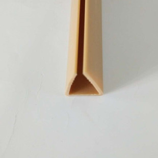 PVC�����ļ��A�l���ͷ�߅�l�����̓Ȍ�10mm��U�z�l